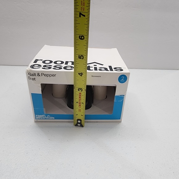 Arches Salt &Pepper Stoneware Shakers Room Essentials New In Box - Picture 8 of 9